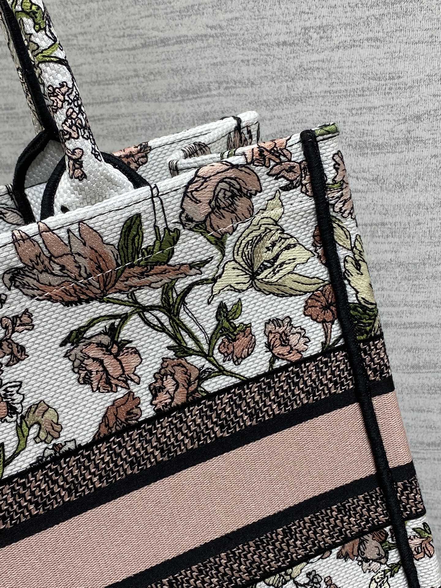 Dior 原單Book Tote中號托特包 粉色花卉圖騰 女士優雅手提包