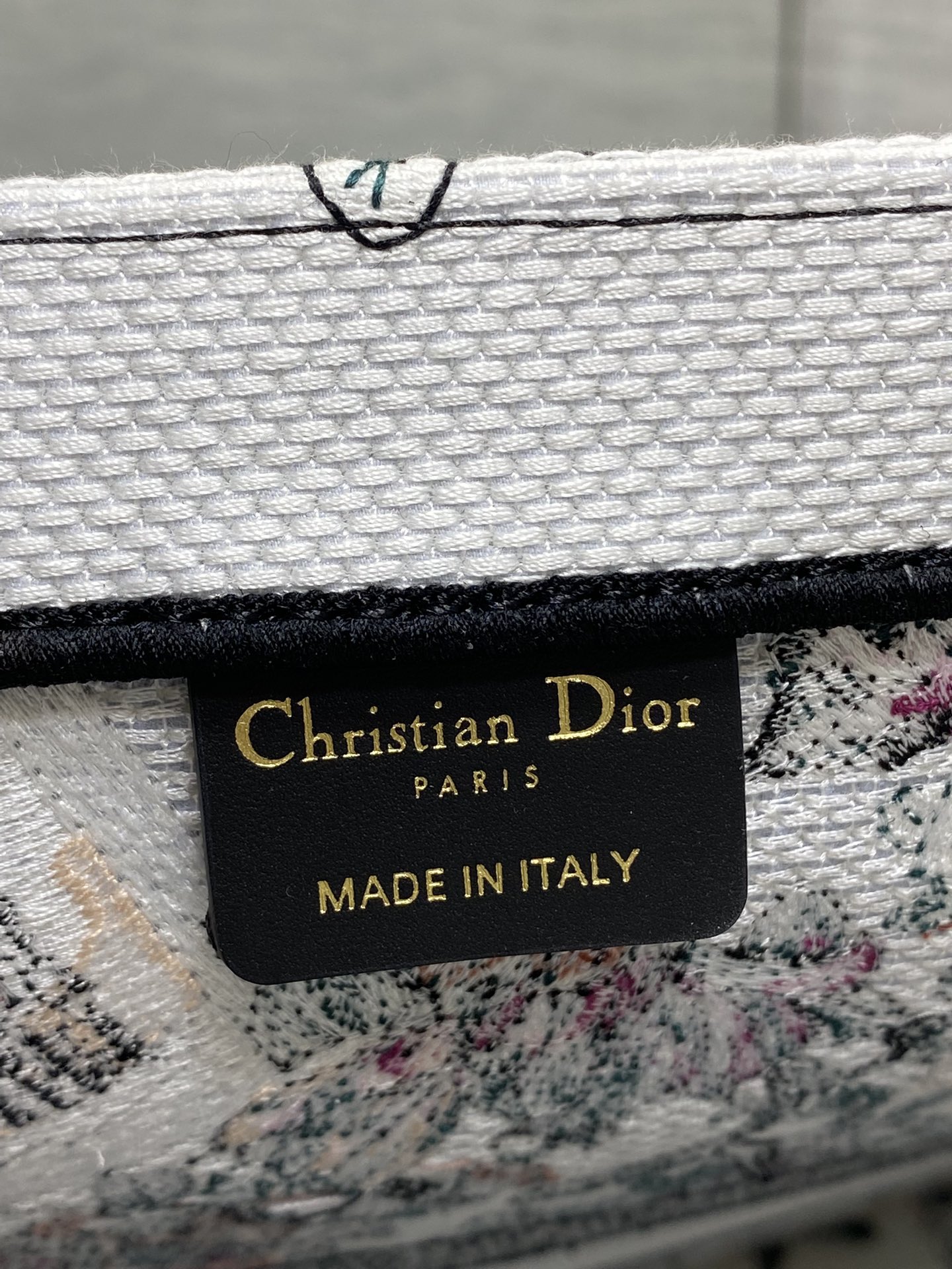 Dior 一比一Book Tote大號城市風景刺繡包 世界風主題旅遊系列