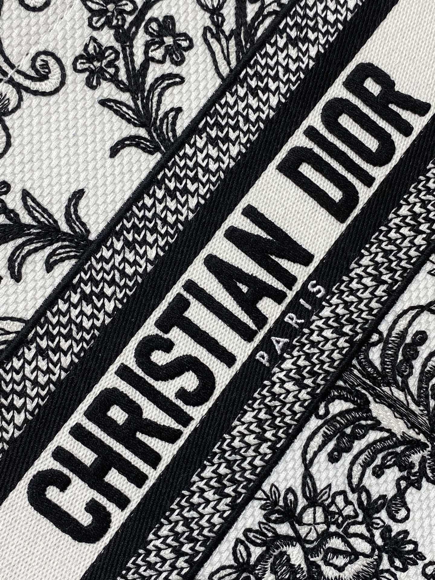 Dior A貨Book Tote小號黑白巴洛克刺繡托特包 歐風復古女款