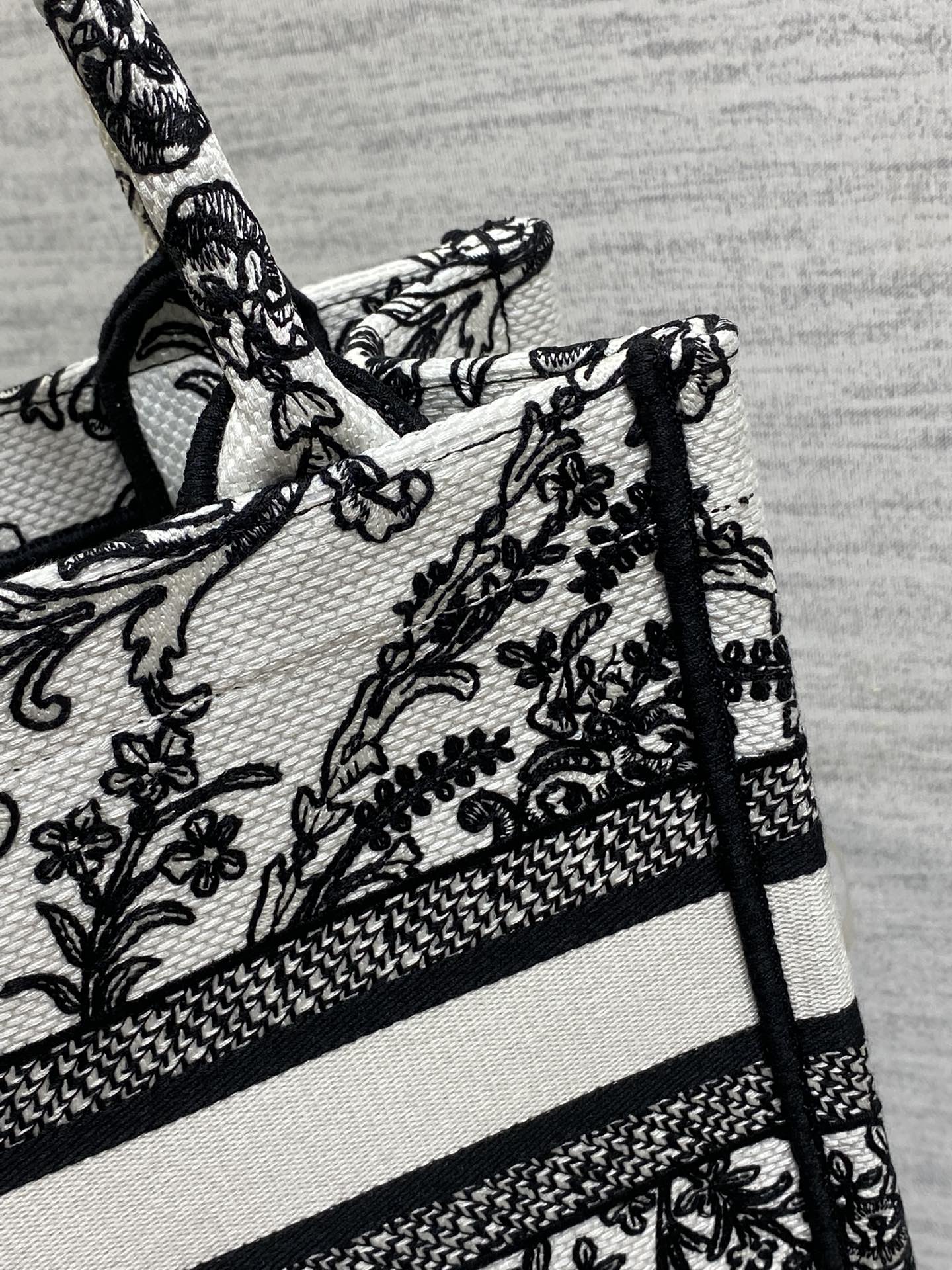 Dior A貨Book Tote小號黑白巴洛克刺繡托特包 歐風復古女款