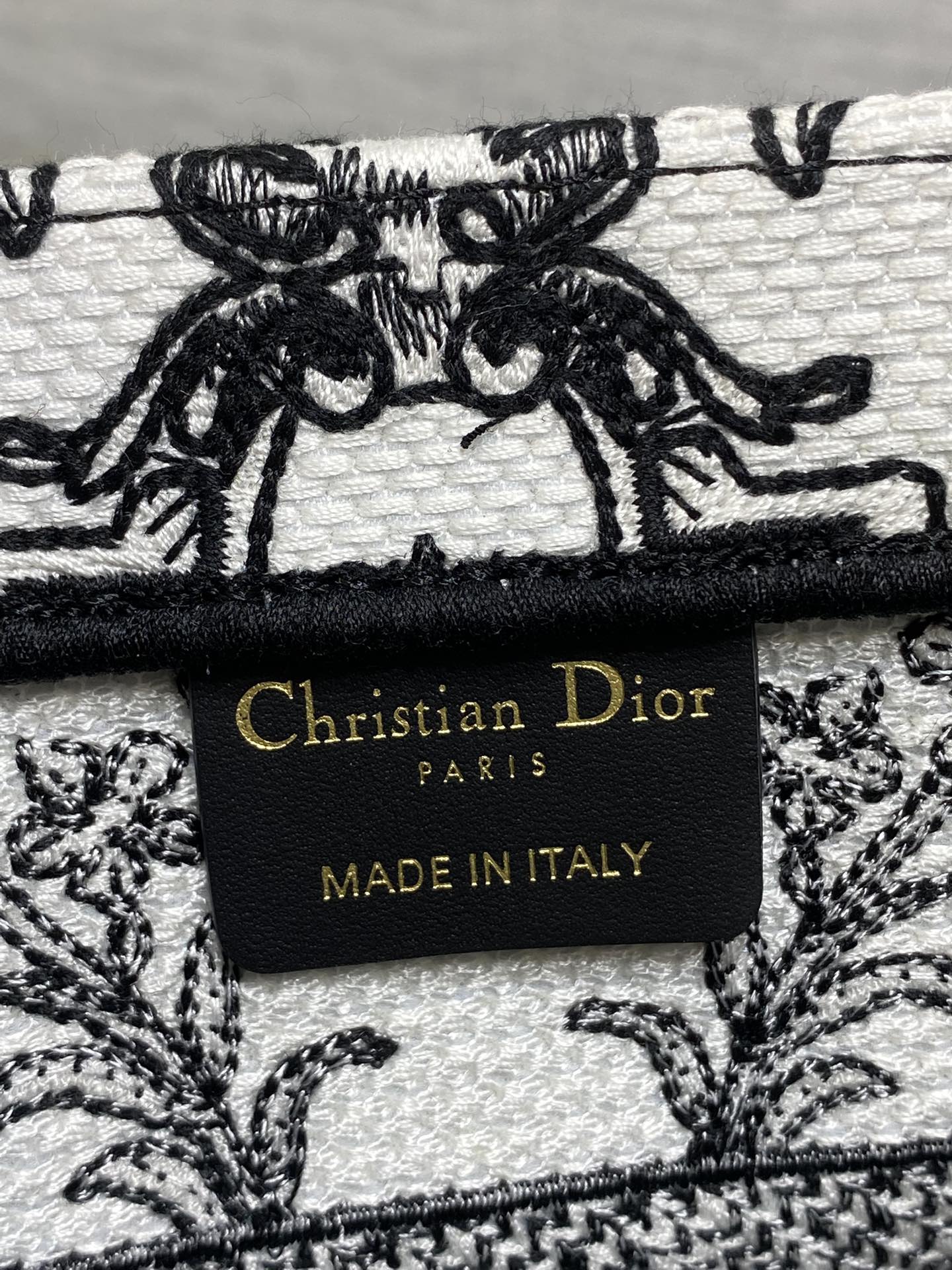 Dior A貨Book Tote小號黑白巴洛克刺繡托特包 歐風復古女款