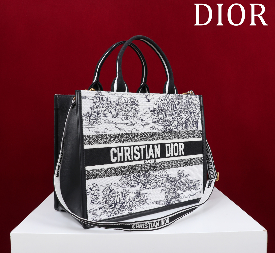 高仿Dior Book Tote 托特包 黑白森林刺繡款 經典中型尺寸| 14 高仿Dior Book Tote 托特包 黑白森林刺繡款 經典中型尺寸