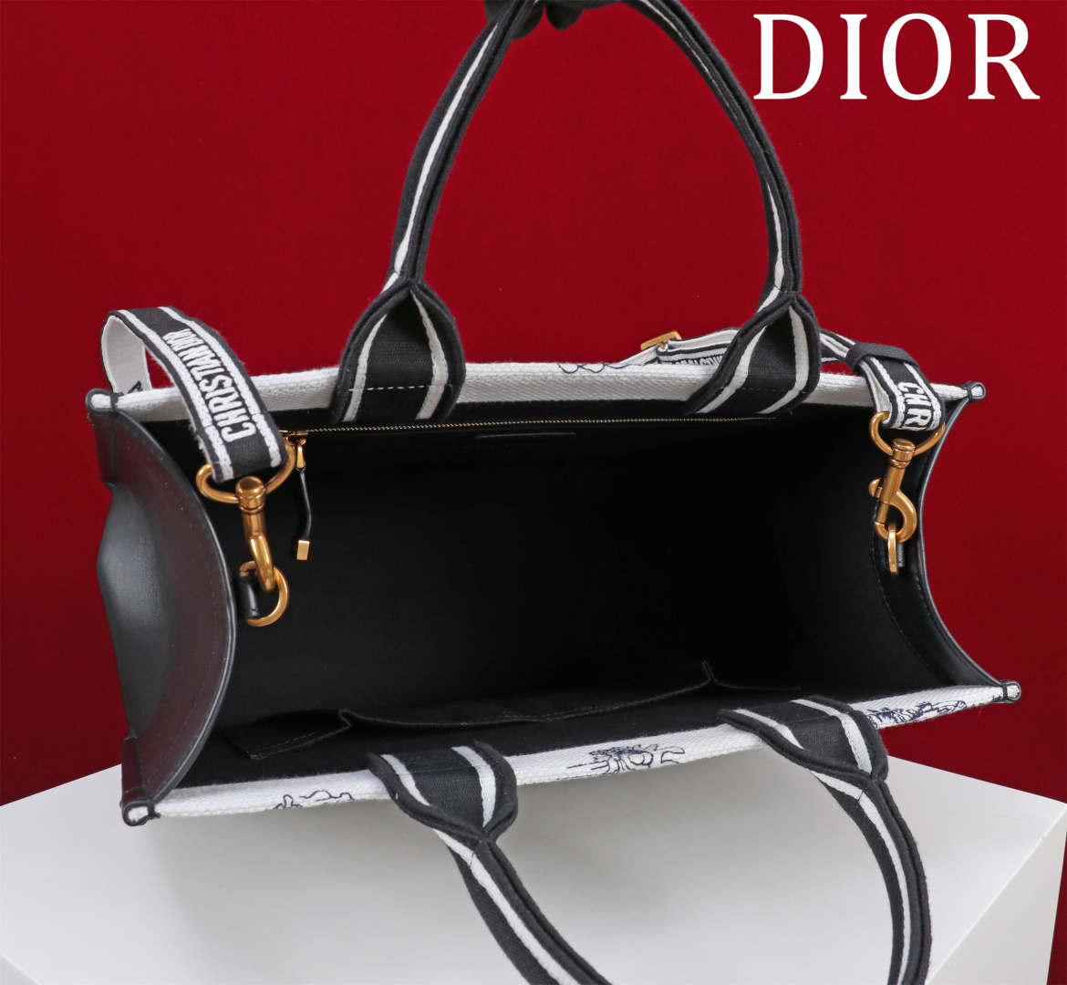 高仿Dior Book Tote 托特包 黑白森林刺繡款 經典中型尺寸| 12 高仿Dior Book Tote 托特包 黑白森林刺繡款 經典中型尺寸