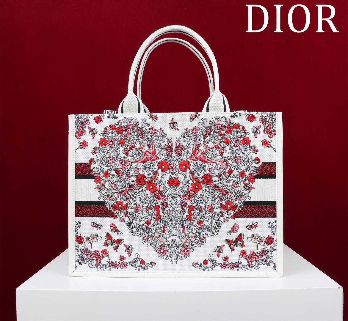 高仿Dior Book Tote 托特包 花卉刺繡紅黑配色 中型尺寸| 13 高仿Dior Book Tote 托特包 花卉刺繡紅黑配色 中型尺寸