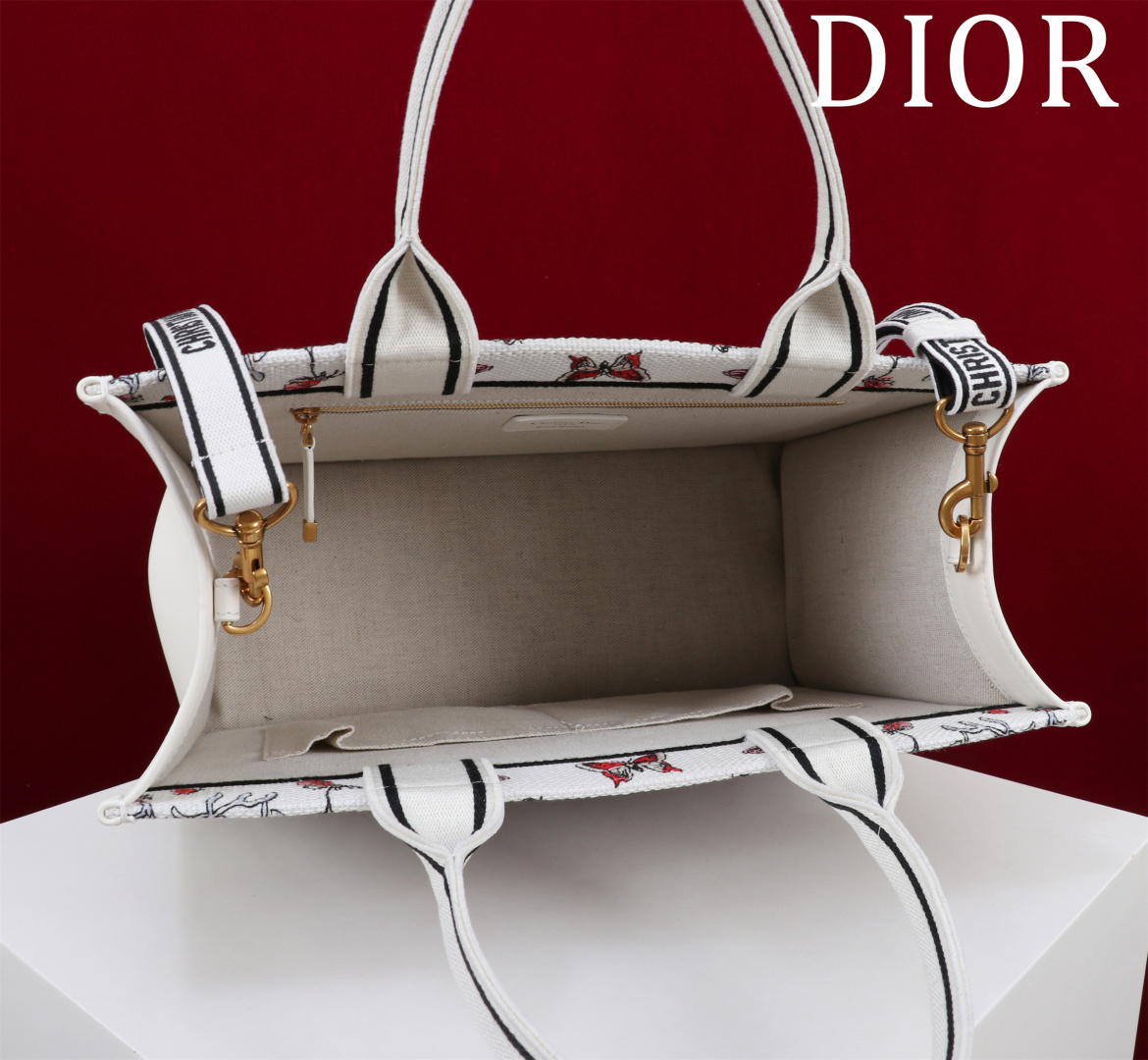 高仿Dior Book Tote 托特包 花卉刺繡紅黑配色 中型尺寸| 11 高仿Dior Book Tote 托特包 花卉刺繡紅黑配色 中型尺寸