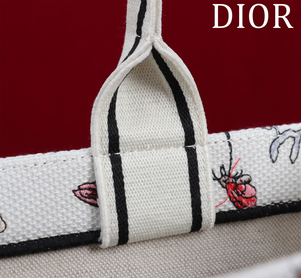 高仿Dior Book Tote 托特包 花卉刺繡紅黑配色 中型尺寸| 8 高仿Dior Book Tote 托特包 花卉刺繡紅黑配色 中型尺寸