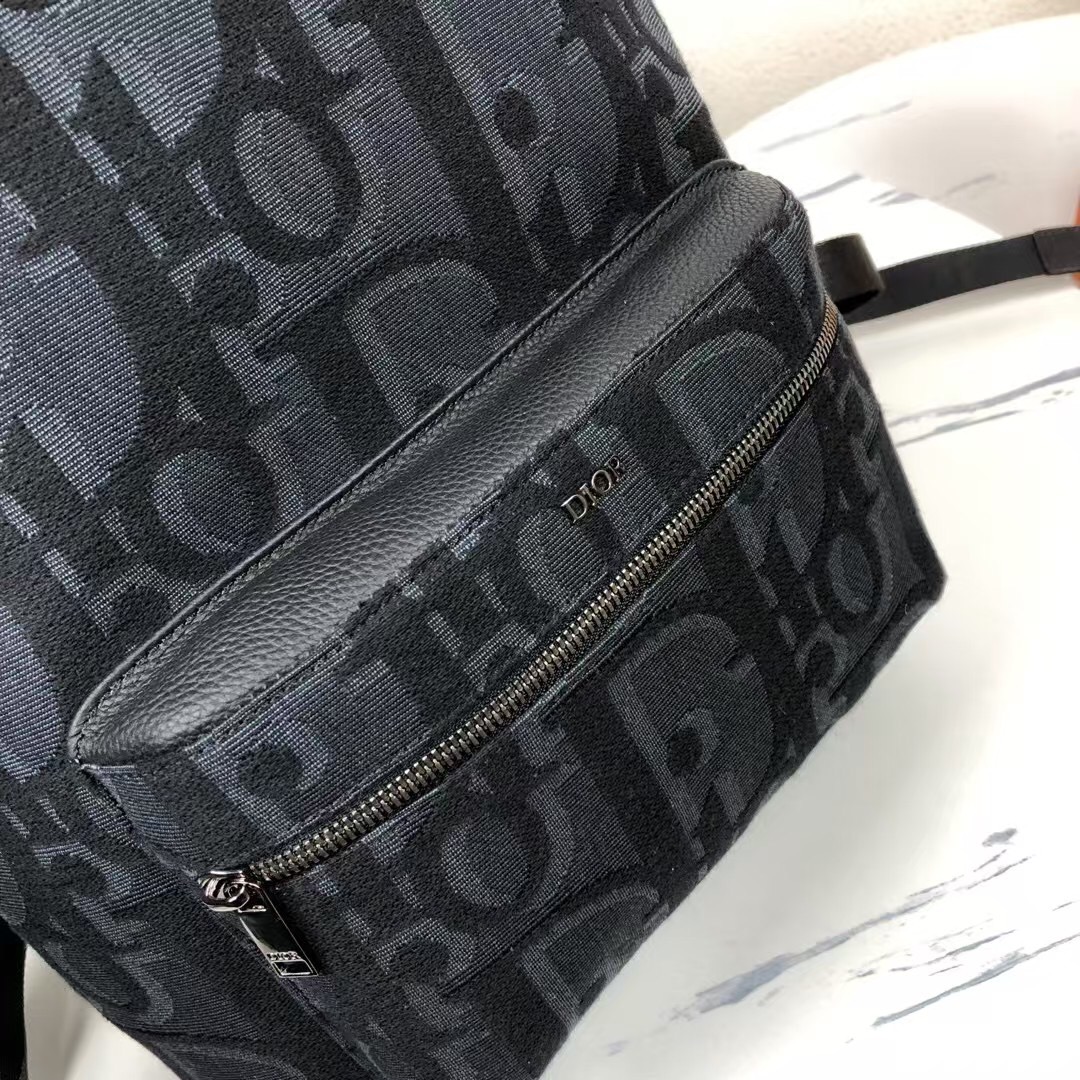 Dior 一比一大字母黑花後背包 潮流感街頭風款| 12 Dior 一比一大字母黑花後背包 潮流感街頭風款