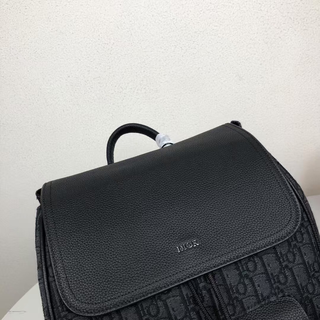 Dior 原單皮蓋老花後背包 都會感掀蓋設計款| 12 Dior 原單皮蓋老花後背包 都會感掀蓋設計款