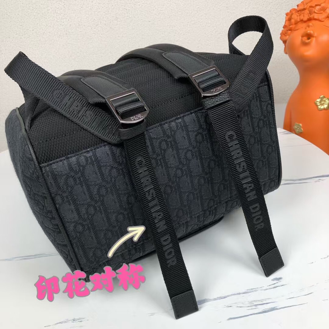 Dior 原單皮蓋老花後背包 都會感掀蓋設計款| 10 Dior 原單皮蓋老花後背包 都會感掀蓋設計款