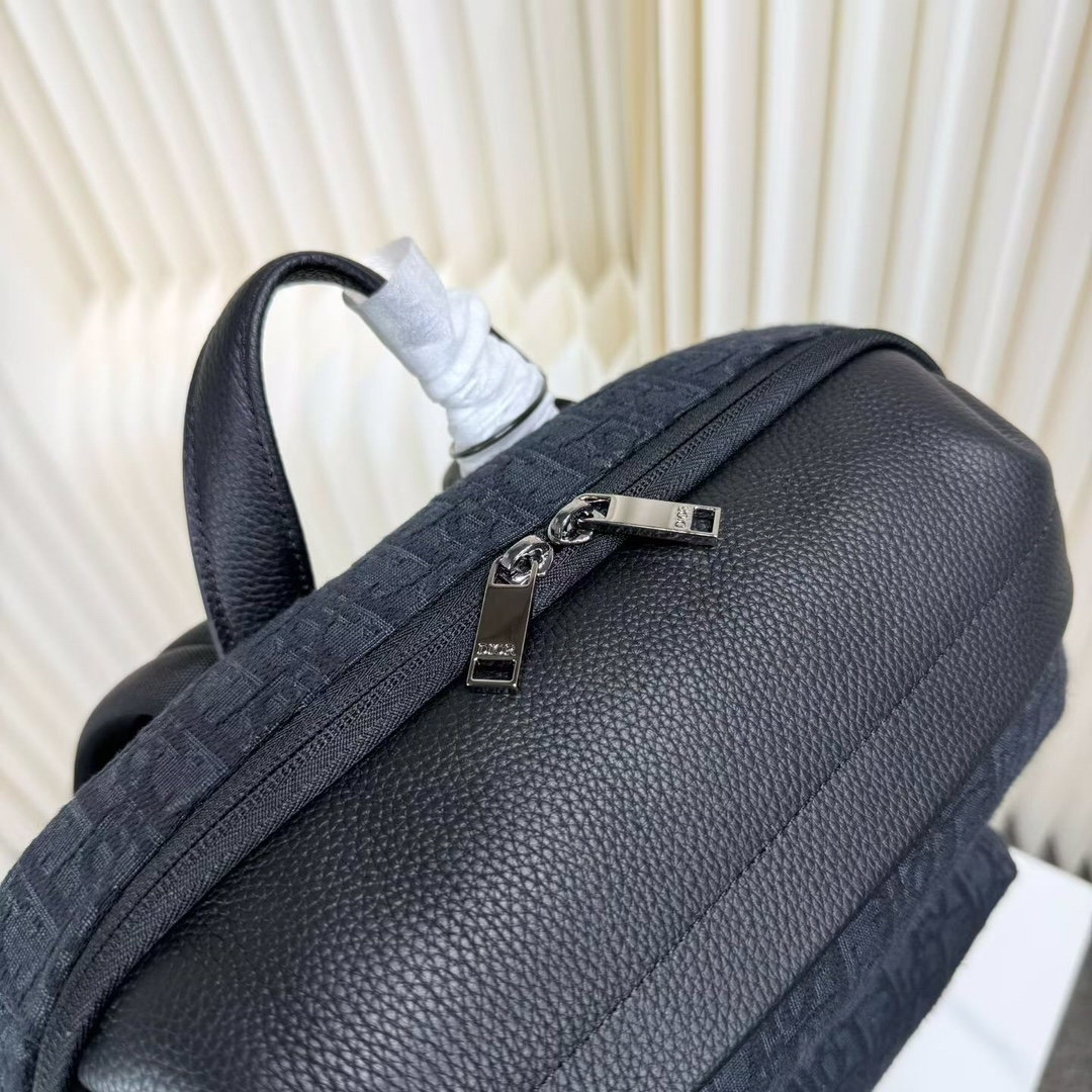 Dior 高仿黑老花直立型後背包 多隔層實用通勤款| 11 Dior 高仿黑老花直立型後背包 多隔層實用通勤款