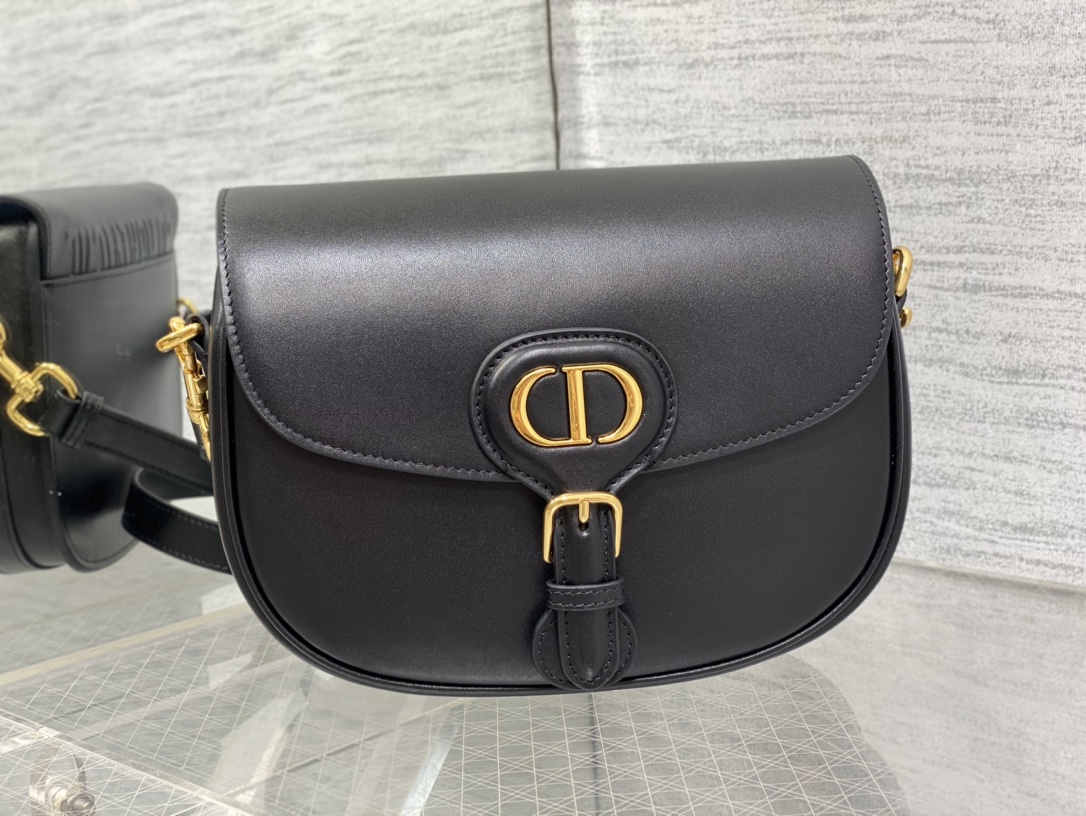 Dior A貨全黑Bobby半月包 女士光滑皮革款 簡約時尚百搭耐看| 13 Dior A貨全黑Bobby半月包 女士光滑皮革款 簡約時尚百搭耐看