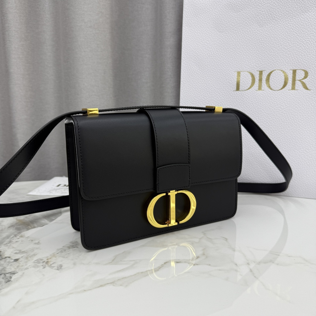 Dior高仿30 Montaigne黑色斜背包 金扣皮革設計款 通勤百搭款| 12 Dior高仿30 Montaigne黑色斜背包 金扣皮革設計款 通勤百搭款