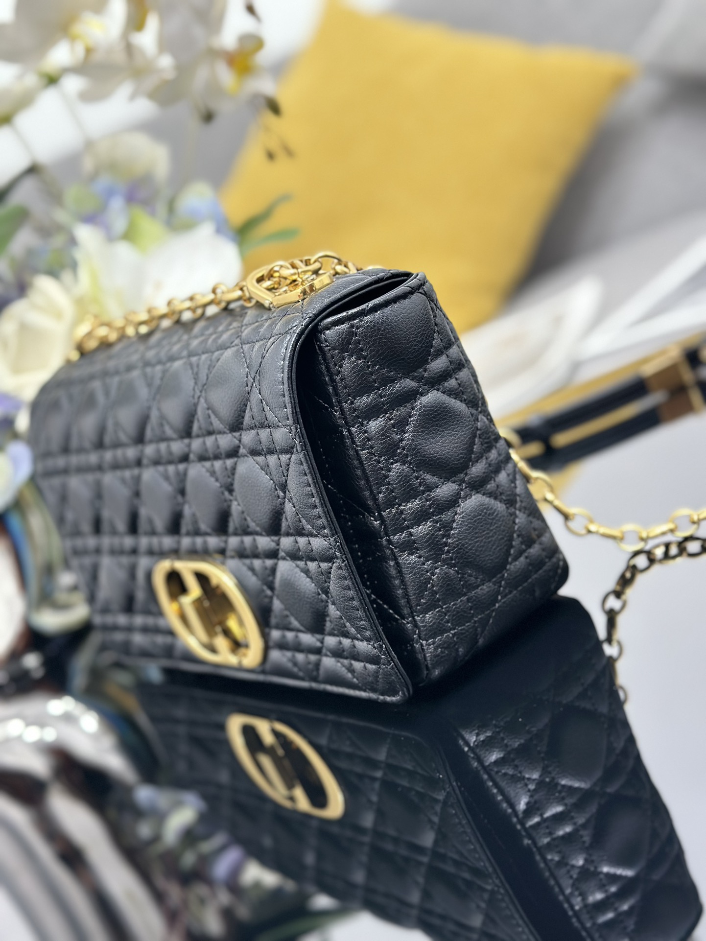 Dior A貨女款菱格鍊條包經典金扣設計通勤必備款| 13 Dior A貨女款菱格鍊條包經典金扣設計通勤必備款