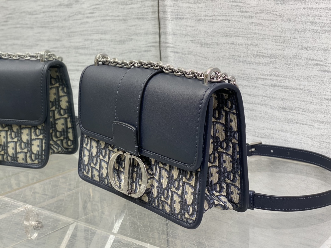 Dior高仿30 Montaigne金屬鍊條款 女士拼接斜背精品包| 11 Dior高仿30 Montaigne金屬鍊條款 女士拼接斜背精品包