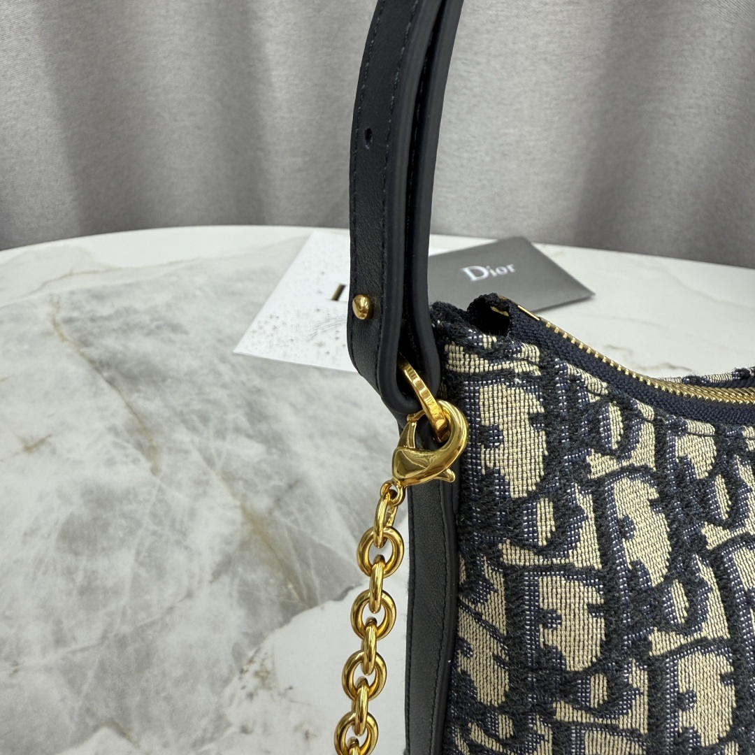 Dior高仿30 Montaigne半月包 老花織布款 女用拉鍊肩背小包| 10 Dior高仿30 Montaigne半月包 老花織布款 女用拉鍊肩背小包
