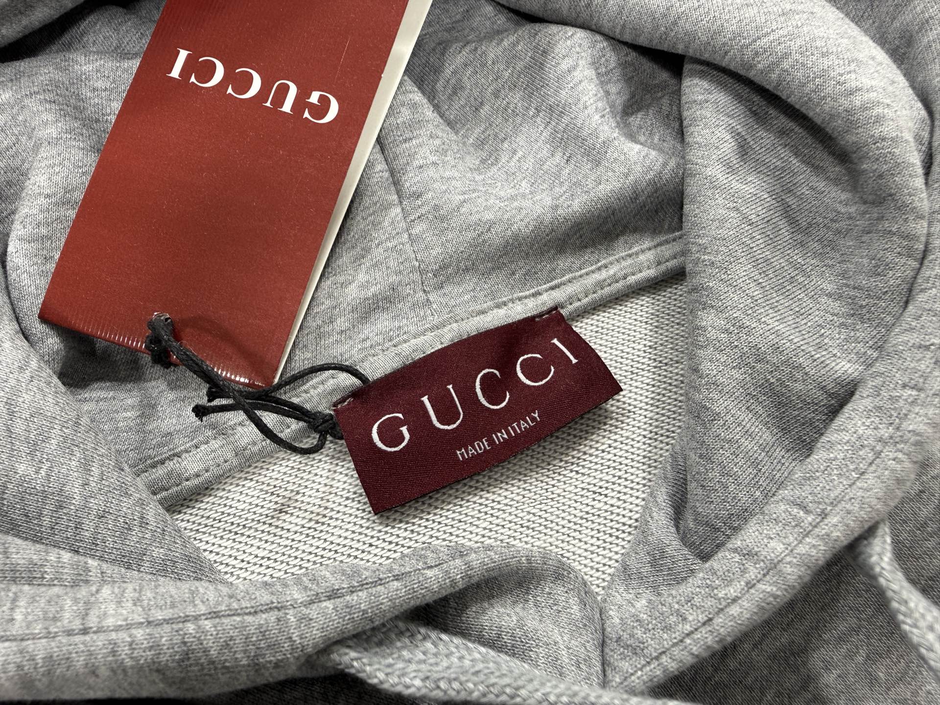 Gucci一比一男士連帽衛衣灰色LOGO印花潮流百搭款| 11 Gucci一比一男士連帽衛衣灰色LOGO印花潮流百搭款