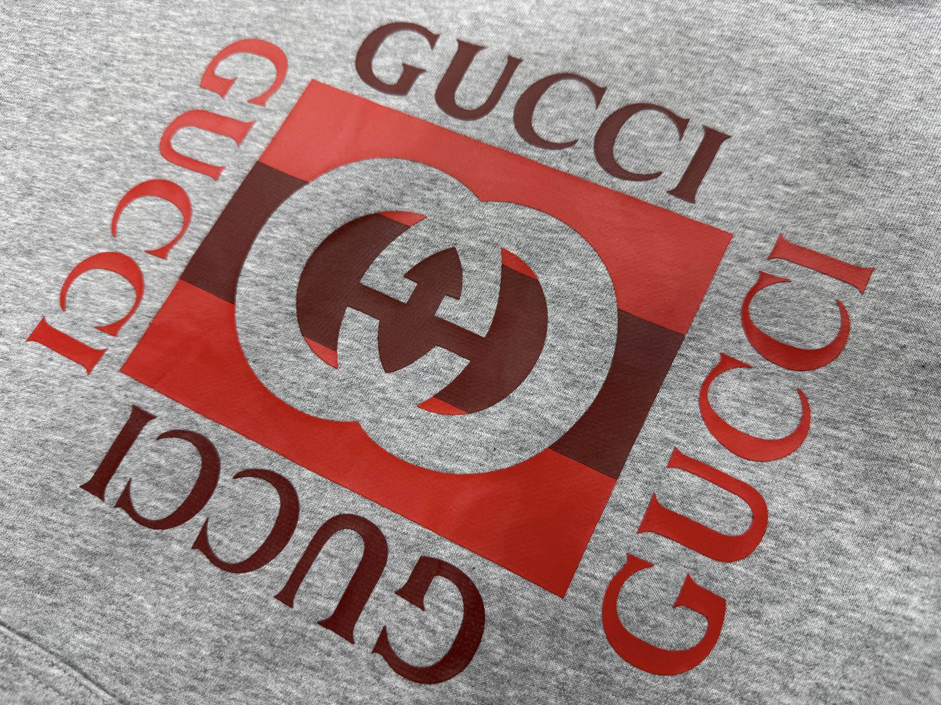 Gucci一比一男士連帽衛衣灰色LOGO印花潮流百搭款| 10 Gucci一比一男士連帽衛衣灰色LOGO印花潮流百搭款