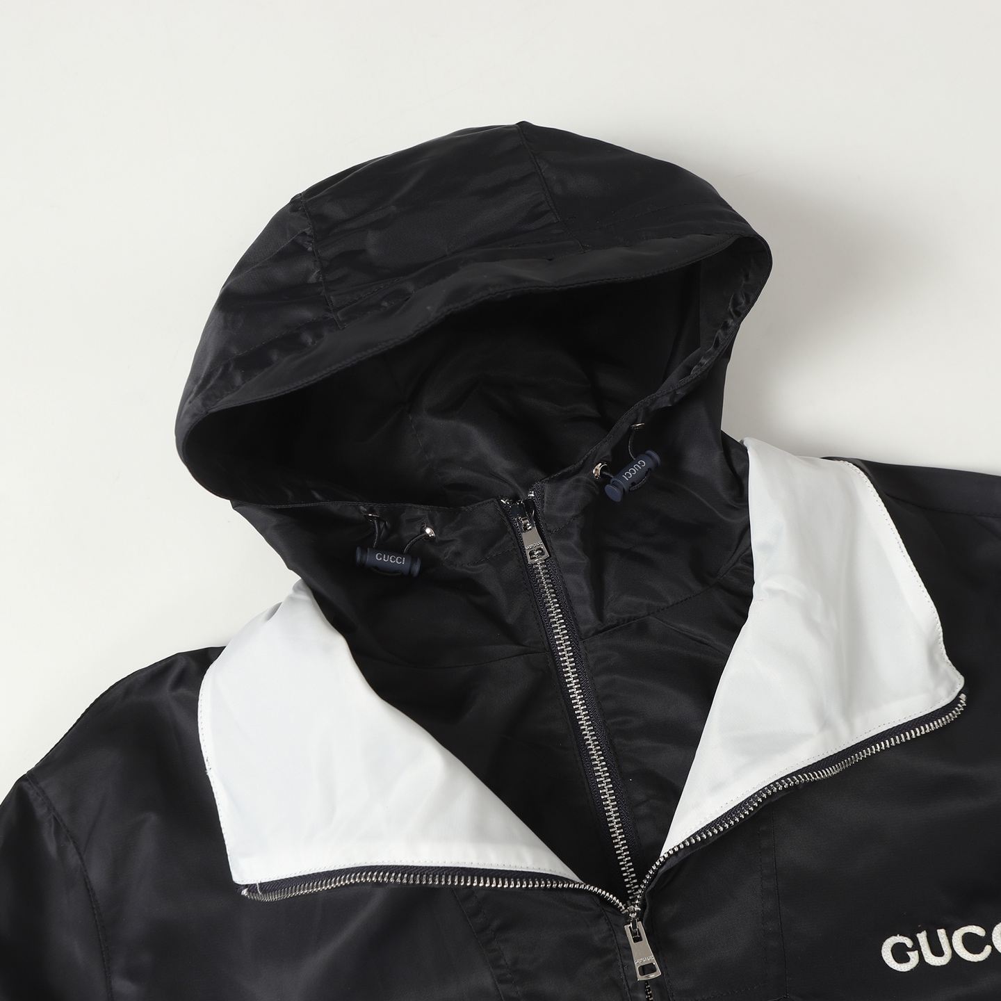 Gucci高仿男士風衣外套雙色領設計防風機能款| 13 Gucci高仿男士風衣外套雙色領設計防風機能款