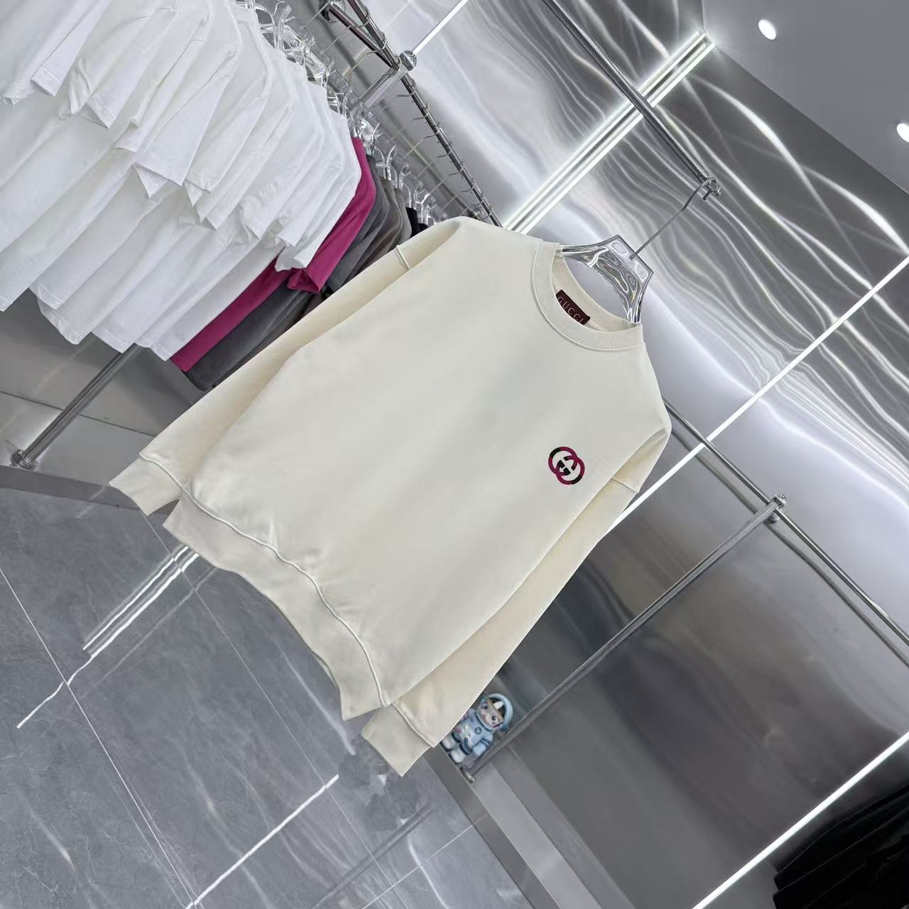 Gucci一比一白色圓領衛衣紅色雙G小LOGO簡約百搭| 13 Gucci一比一白色圓領衛衣紅色雙G小LOGO簡約百搭