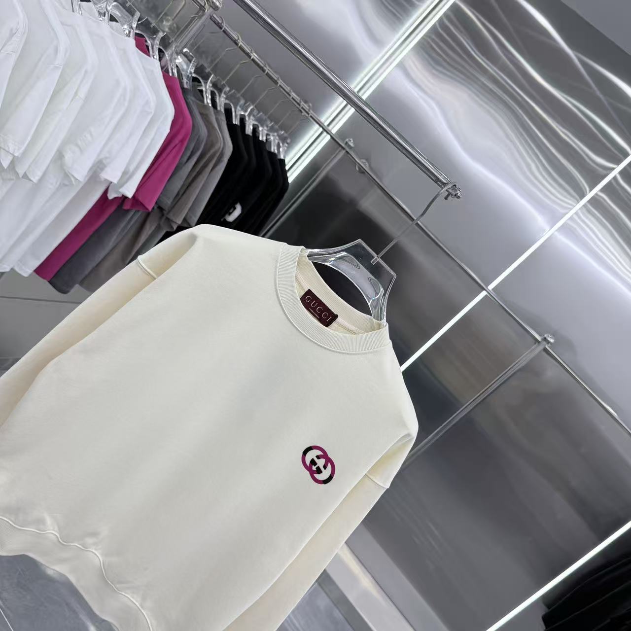 Gucci一比一白色圓領衛衣紅色雙G小LOGO簡約百搭| 12 Gucci一比一白色圓領衛衣紅色雙G小LOGO簡約百搭