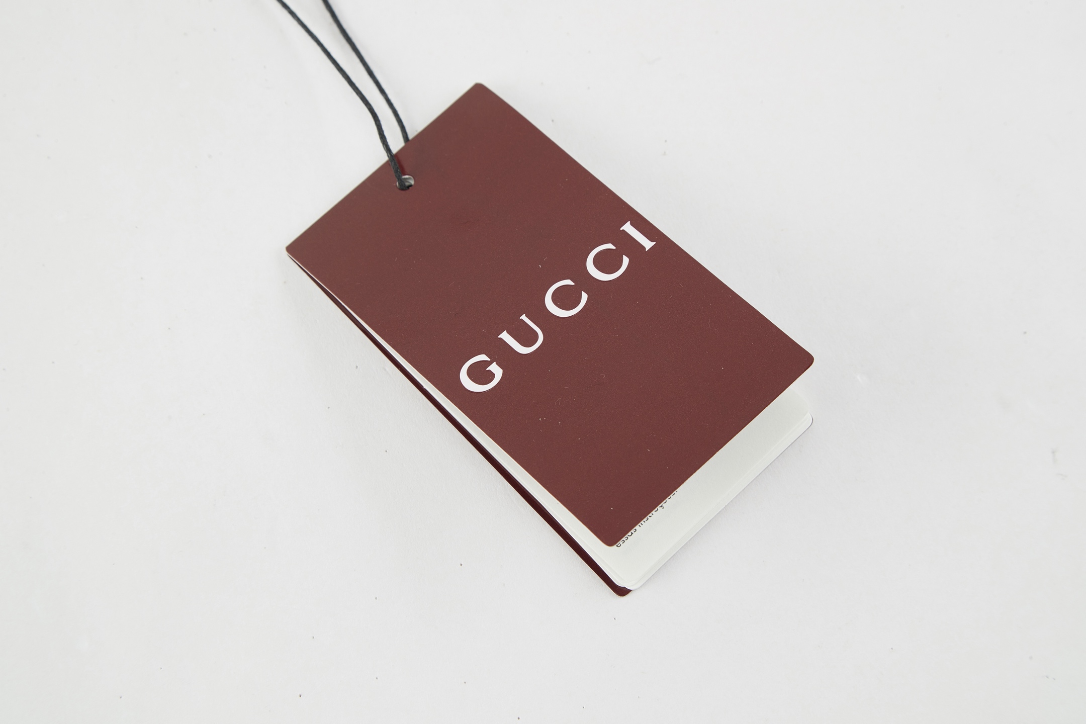 Gucci高仿深灰色毛衣簡約字母編織質感厚實百搭款| 7 Gucci高仿深灰色毛衣簡約字母編織質感厚實百搭款