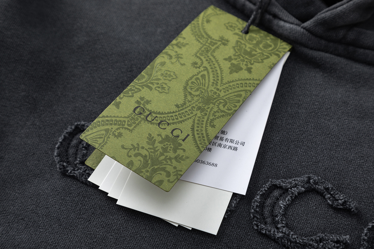 Gucci高仿連帽帽T男士款 簡約立體字母刺繡設計感單品| 12 Gucci高仿連帽帽T男士款 簡約立體字母刺繡設計感單品