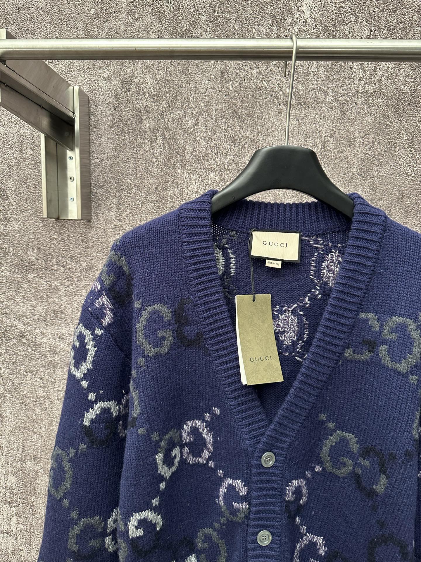 Gucci原單開襟針織外套 男士款深藍GG經典復古設計| 10 Gucci原單開襟針織外套 男士款深藍GG經典復古設計