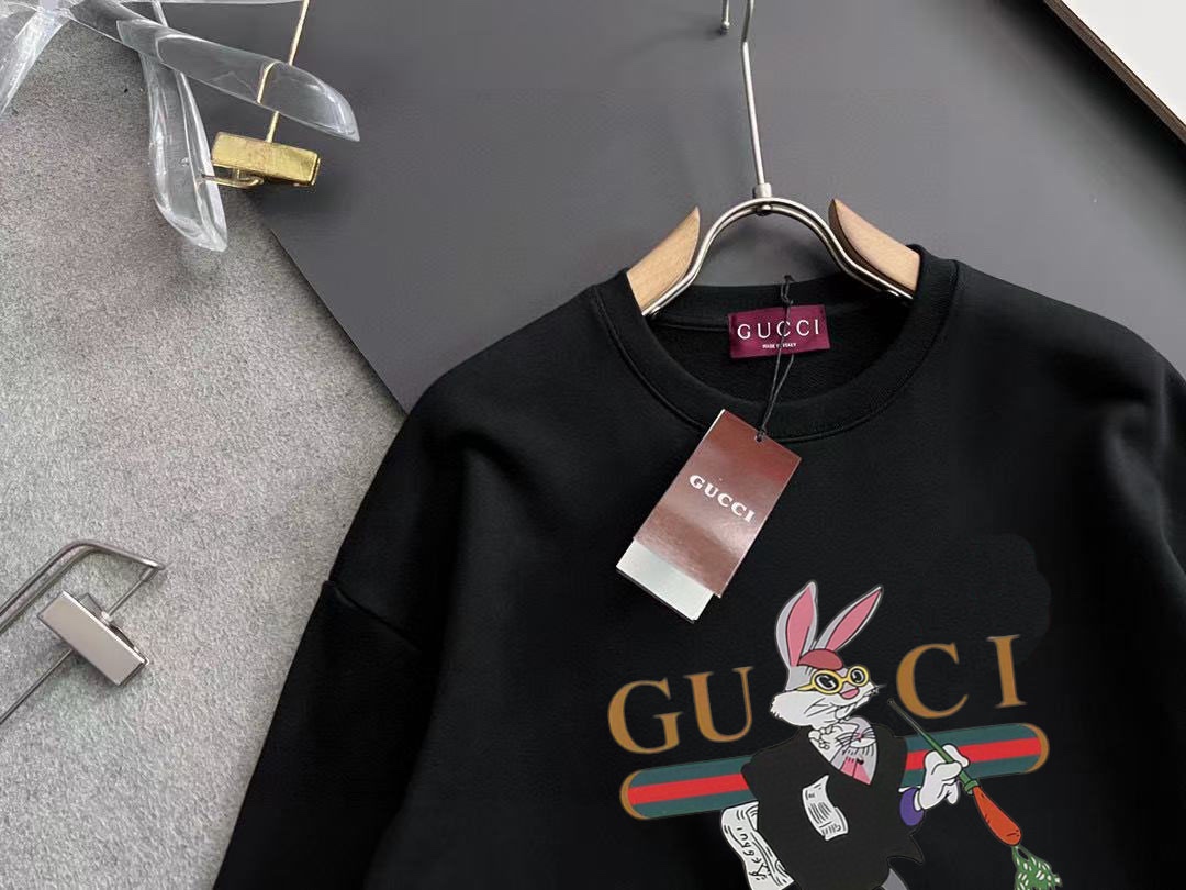 Gucci一比一圓領衛衣 男士款黑色兔八哥聯名設計休閒上衣| 13 Gucci一比一圓領衛衣 男士款黑色兔八哥聯名設計休閒上衣