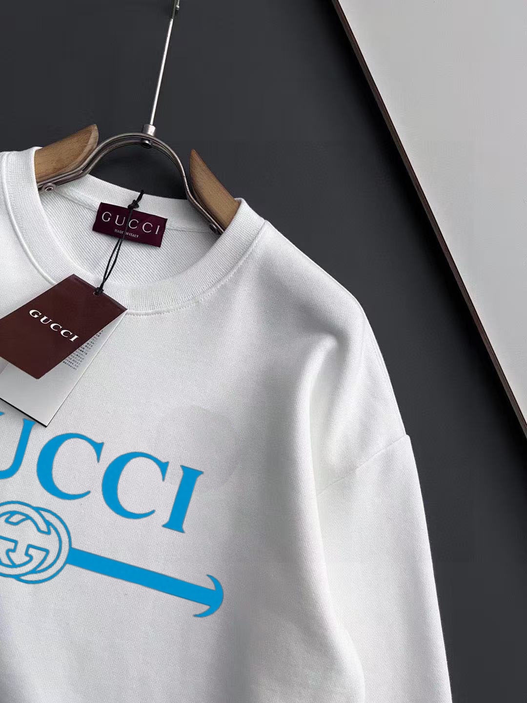 Gucci一比一男士圓領衛衣 白色藍標誌潮流感衛衣款式| 13 Gucci一比一男士圓領衛衣 白色藍標誌潮流感衛衣款式