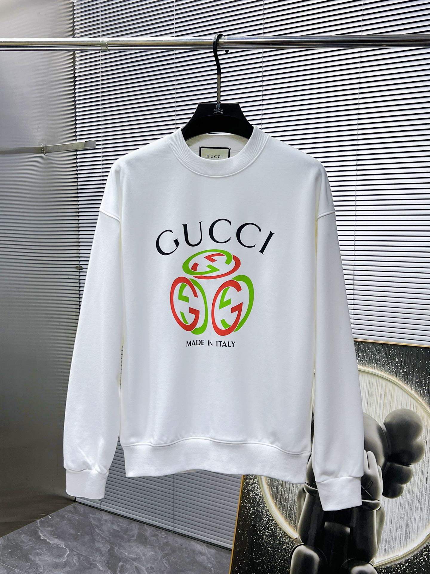 Gucci高仿男士圓領衛衣 黑色立體GG綠紅標示義式設計款| 13 Gucci高仿男士圓領衛衣 黑色立體GG綠紅標示義式設計款