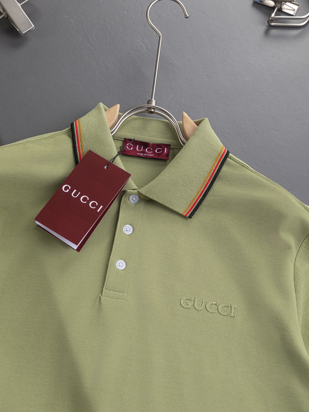 Gucci A貨男士POLO衫綠色復古風刺繡字樣時尚撞色設計| 11 Gucci A貨男士POLO衫綠色復古風刺繡字樣時尚撞色設計