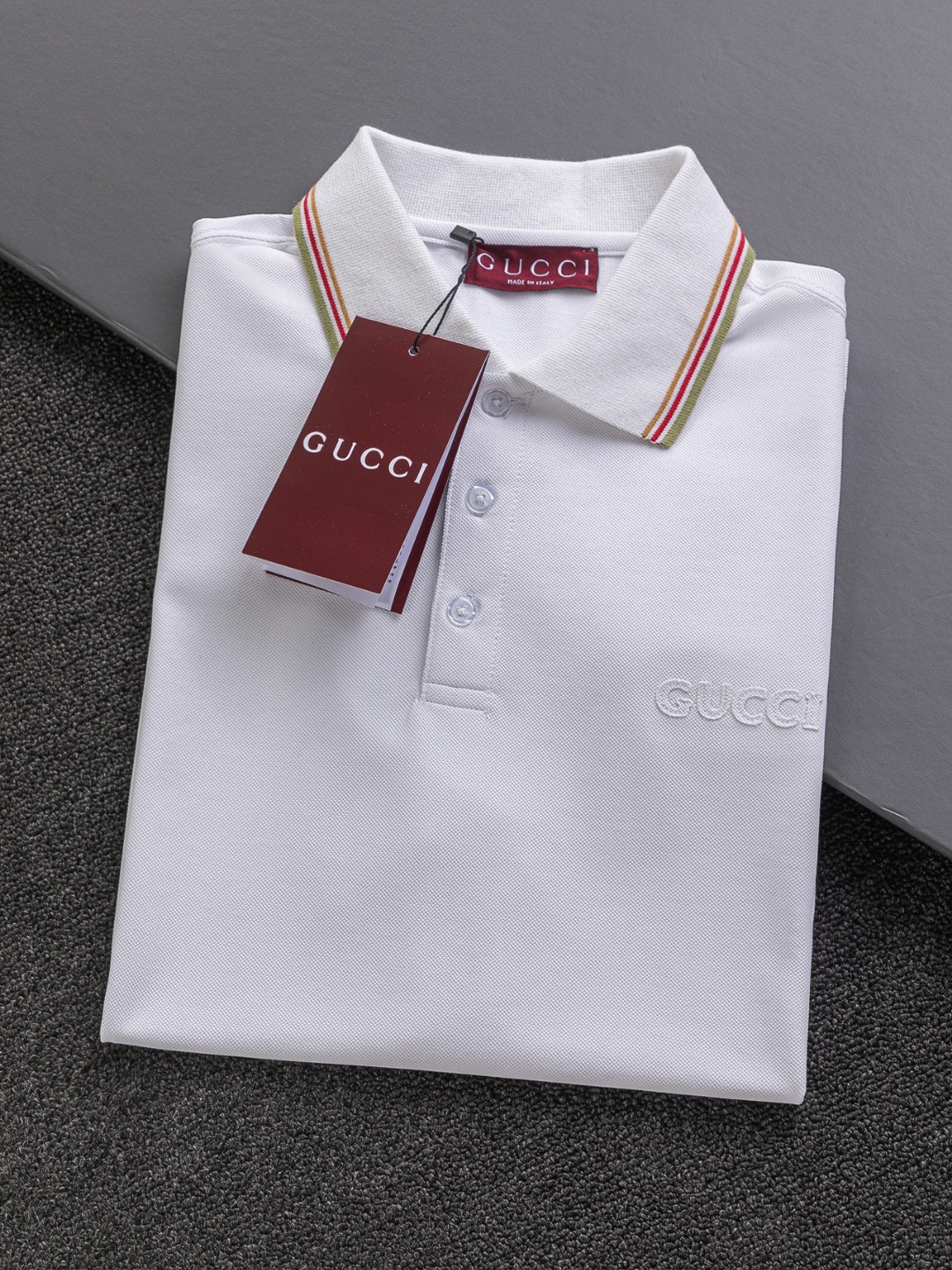 Gucci高仿白色POLO衫男士款撞色條紋領百搭簡潔設計| 13 Gucci高仿白色POLO衫男士款撞色條紋領百搭簡潔設計