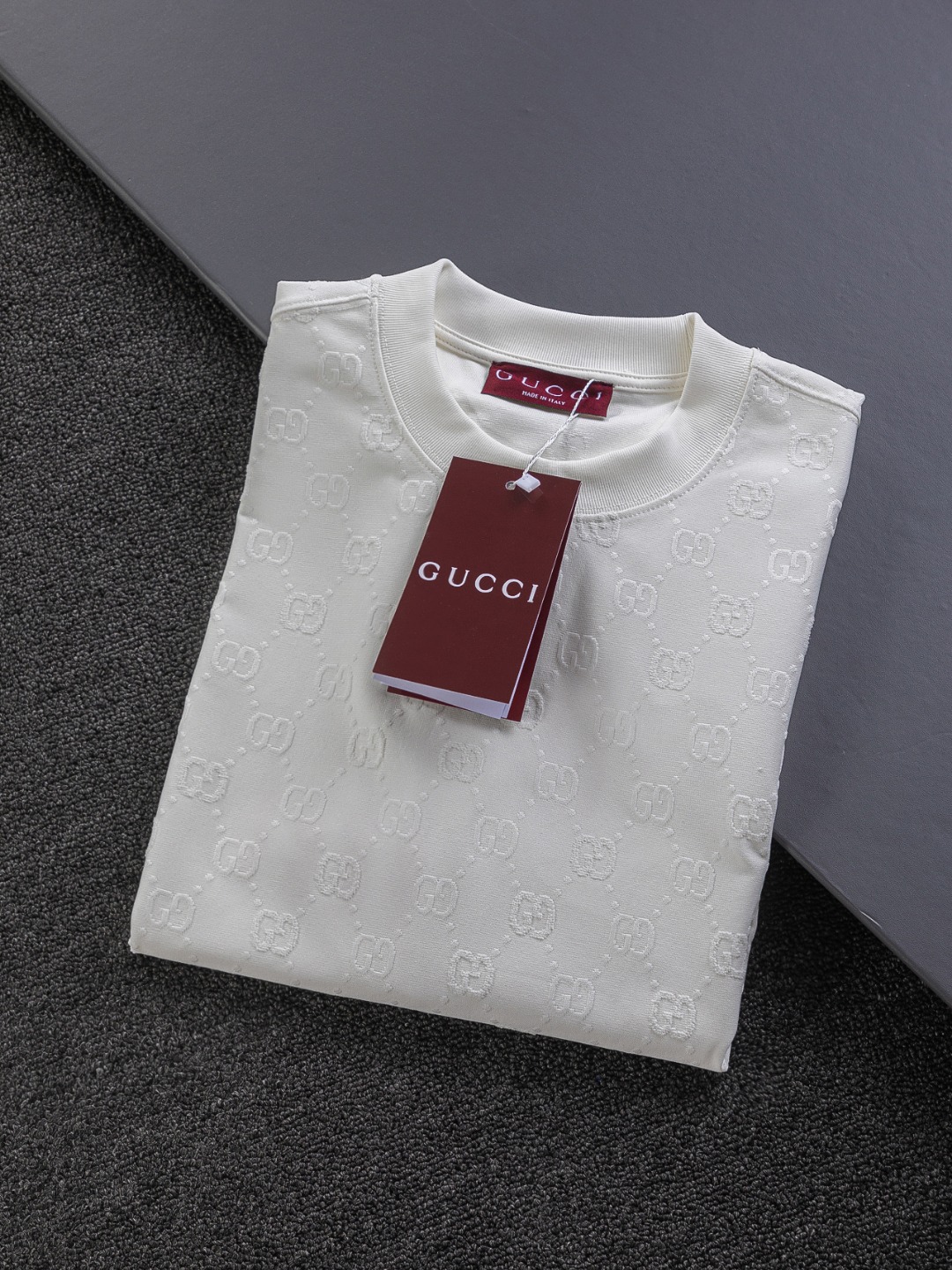 Gucci高仿短袖T恤白色GG滿版立體提花百搭潮流款| 13 Gucci高仿短袖T恤白色GG滿版立體提花百搭潮流款