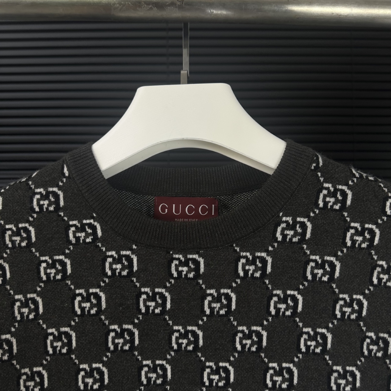 Gucci一比一長袖毛衣灰黑GG提花滿版圓領修身針織上衣| 12 Gucci一比一長袖毛衣灰黑GG提花滿版圓領修身針織上衣