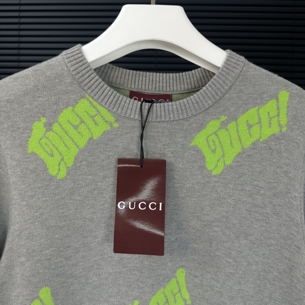 Gucci A貨針織毛衣男士灰色綠標LOGO字樣復古潮感設計| 7 Gucci A貨針織毛衣男士灰色綠標LOGO字樣復古潮感設計