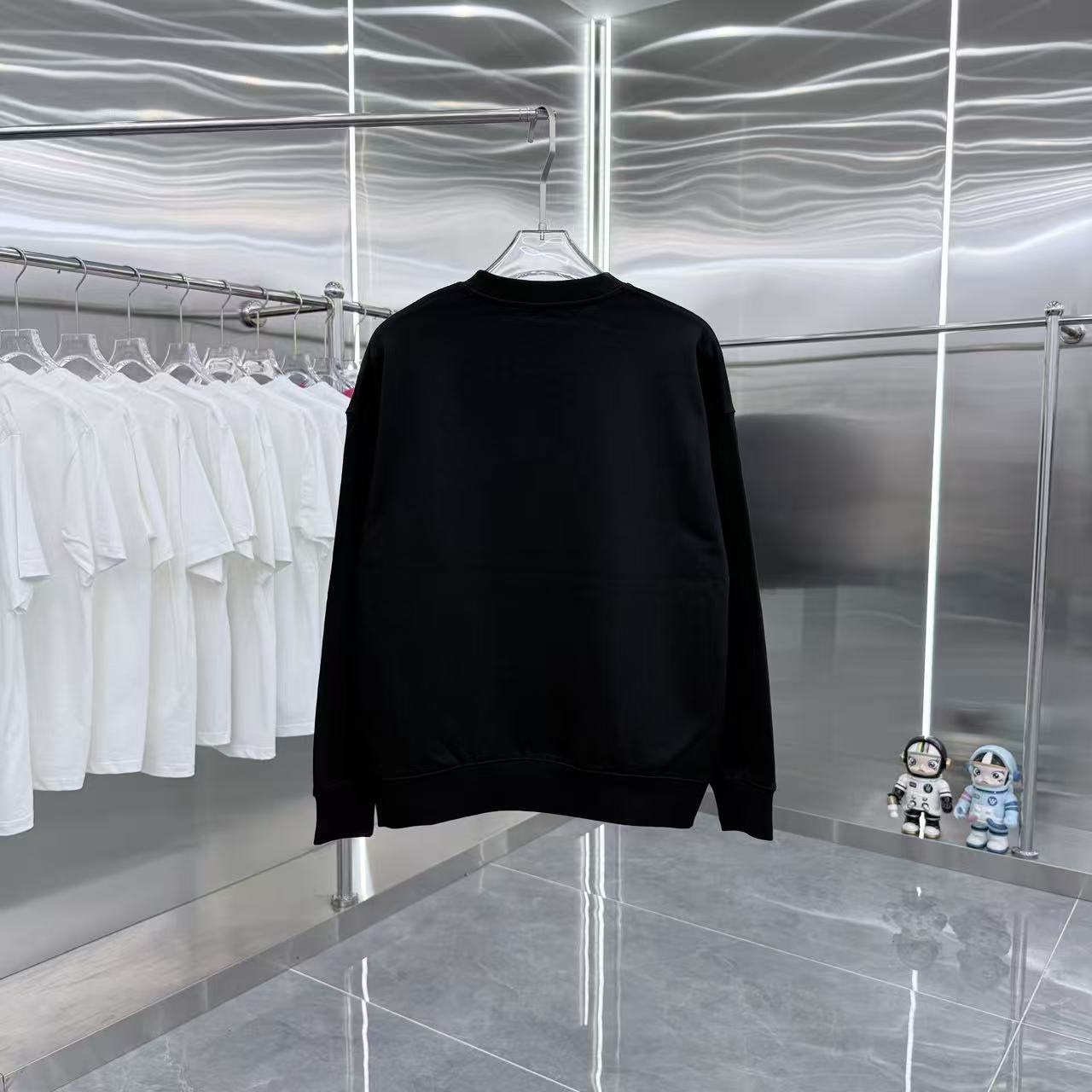 Gucci A貨長袖T恤黑色紅綠立體LOGO設計舒適針織材質| 7 Gucci A貨長袖T恤黑色紅綠立體LOGO設計舒適針織材質