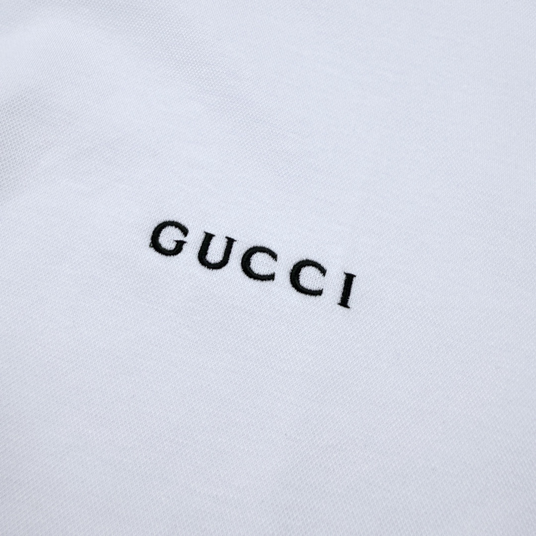 Gucci高仿長袖上衣白色紅綠羅紋滾邊簡約刺繡設計| 11 Gucci高仿長袖上衣白色紅綠羅紋滾邊簡約刺繡設計