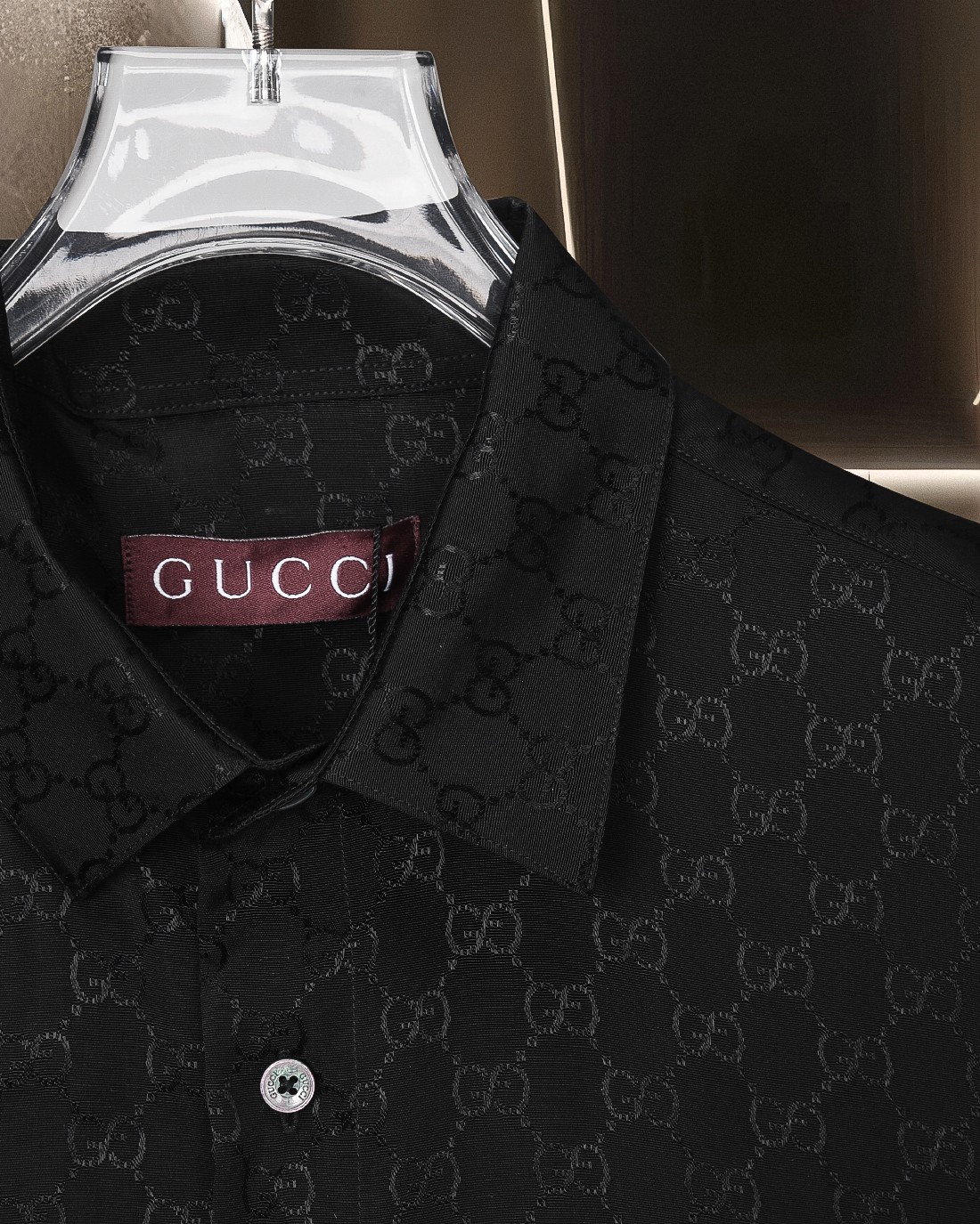 Gucci高仿男士黑色襯衫 GG壓紋質感設計正裝休閒兩用| 11 Gucci高仿男士黑色襯衫 GG壓紋質感設計正裝休閒兩用