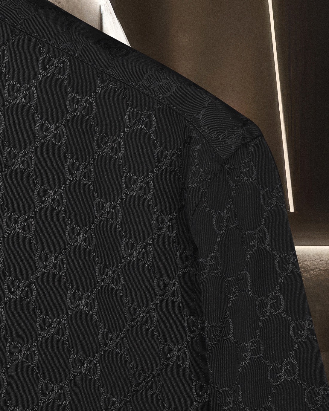 Gucci高仿男士黑色襯衫 GG壓紋質感設計正裝休閒兩用| 9 Gucci高仿男士黑色襯衫 GG壓紋質感設計正裝休閒兩用