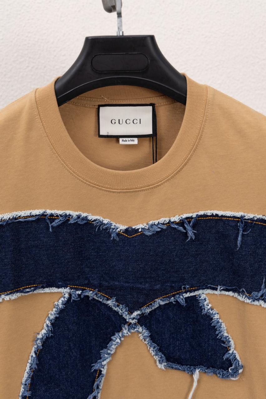 Gucci 原單卡其色GG Logo拼接短袖T恤 牛仔質感設計款| 13 Gucci 原單卡其色GG Logo拼接短袖T恤 牛仔質感設計款