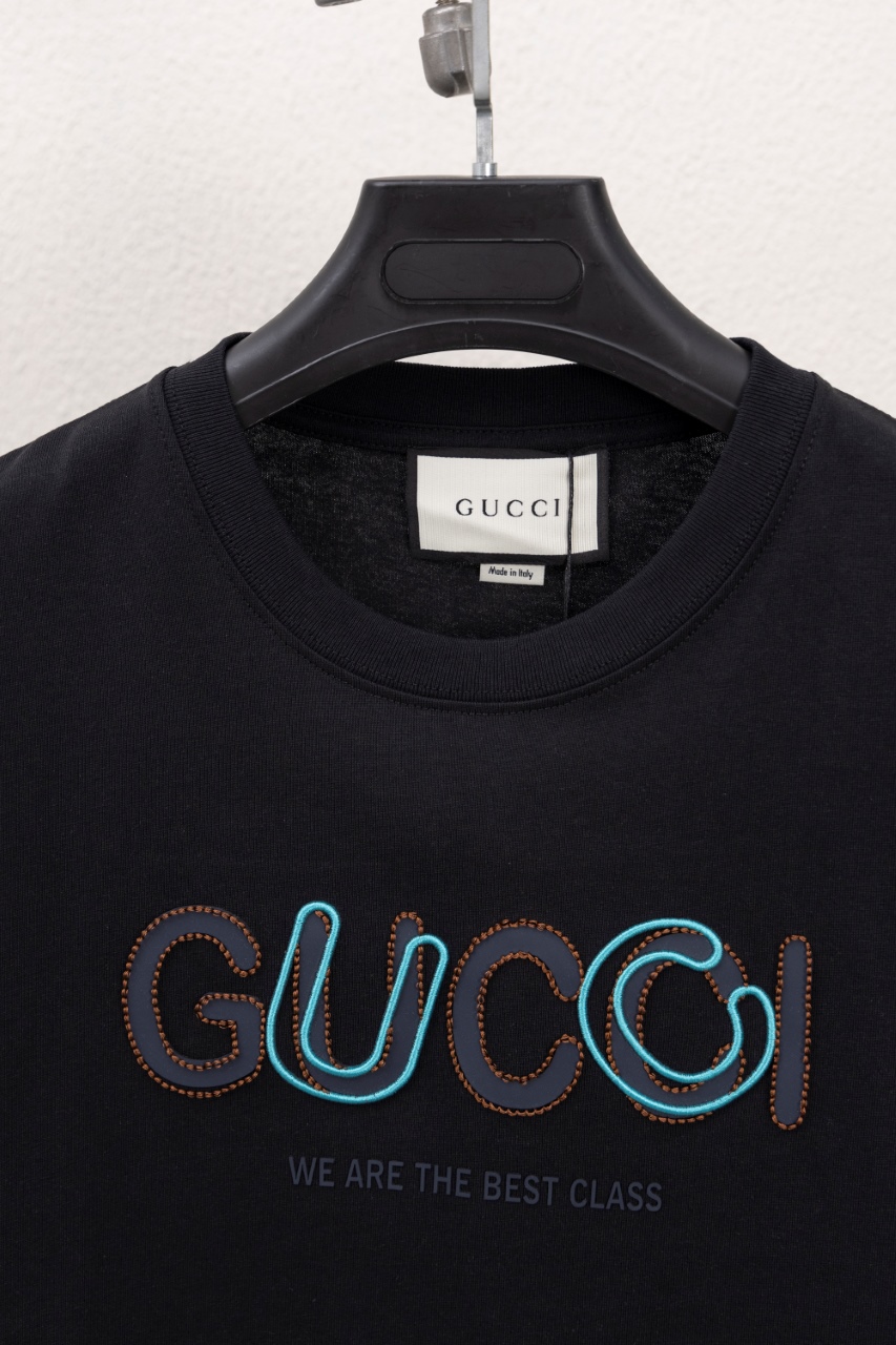 Gucci高仿黑色短袖T恤 立體字母繡花設計款 WE ARE THE BEST| 13 Gucci高仿黑色短袖T恤 立體字母繡花設計款 WE ARE THE BEST