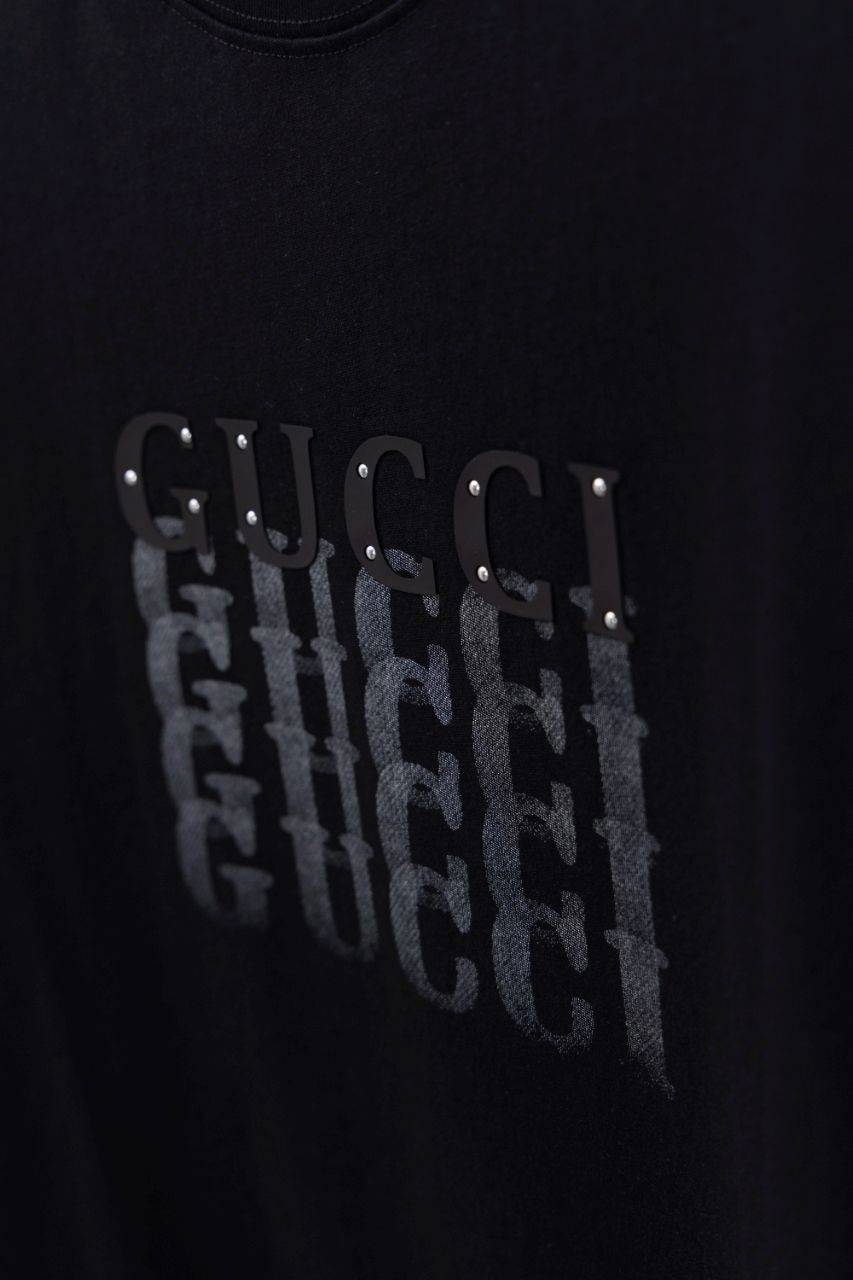 Gucci原單男款短袖T 黑色漸層LOGO設計 百搭時尚有型款| 8 Gucci原單男款短袖T 黑色漸層LOGO設計 百搭時尚有型款
