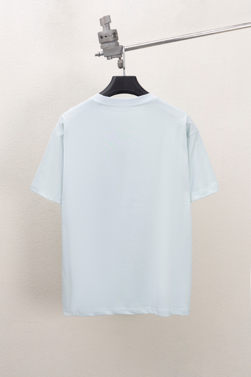 Gucci A貨短袖男T 淺藍漸層LOGO款 清爽穿搭必備推薦| 13 Gucci A貨短袖男T 淺藍漸層LOGO款 清爽穿搭必備推薦