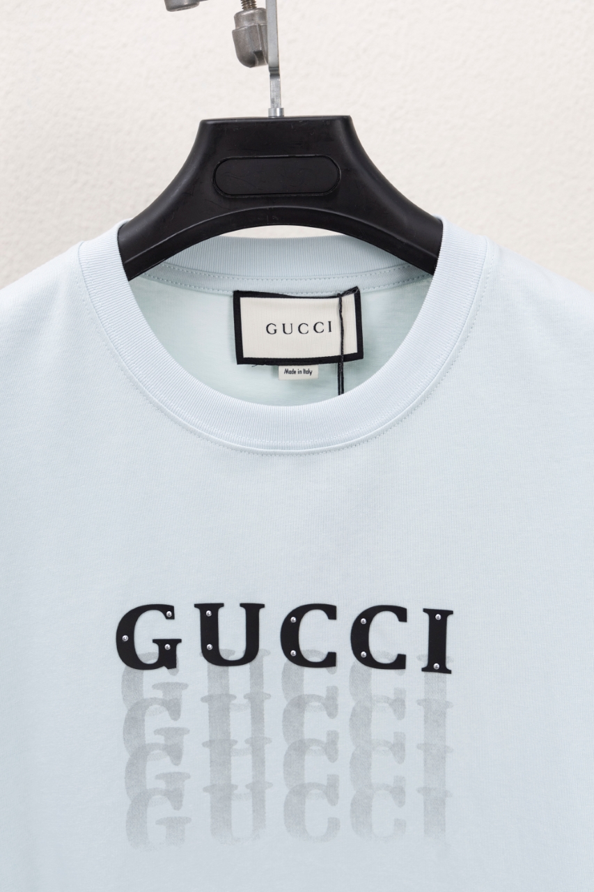 Gucci A貨短袖男T 淺藍漸層LOGO款 清爽穿搭必備推薦| 12 Gucci A貨短袖男T 淺藍漸層LOGO款 清爽穿搭必備推薦