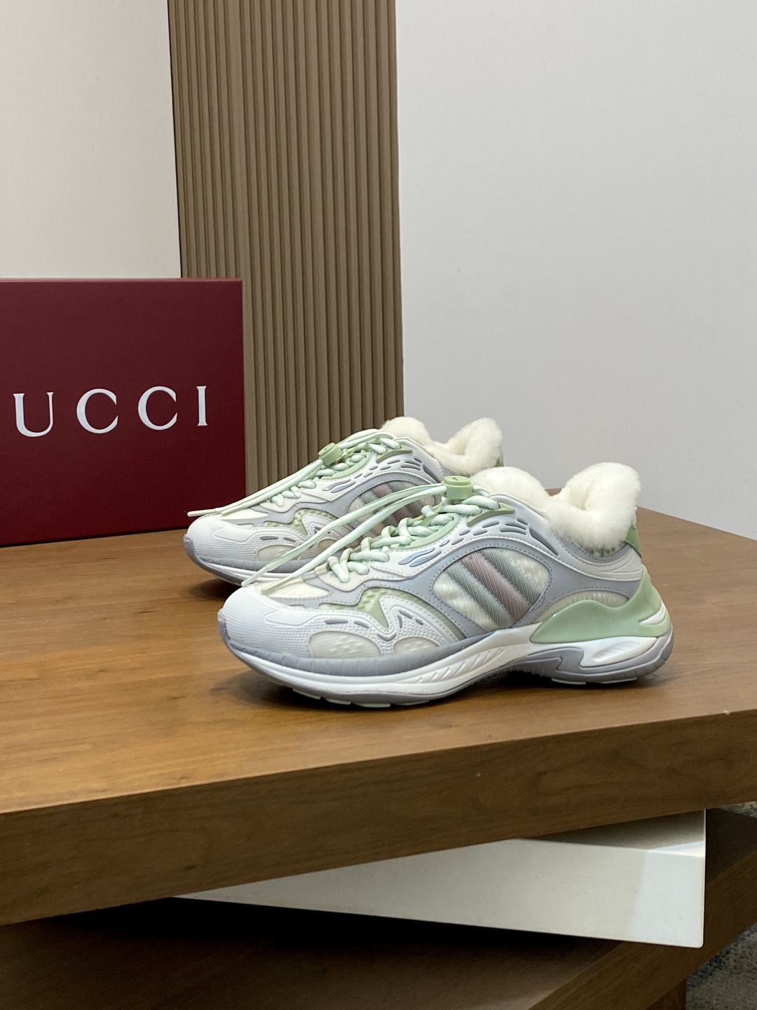 Gucci高仿女款加絨老爹鞋 白薄荷配色內裡保暖設計| 13 Gucci高仿女款加絨老爹鞋 白薄荷配色內裡保暖設計