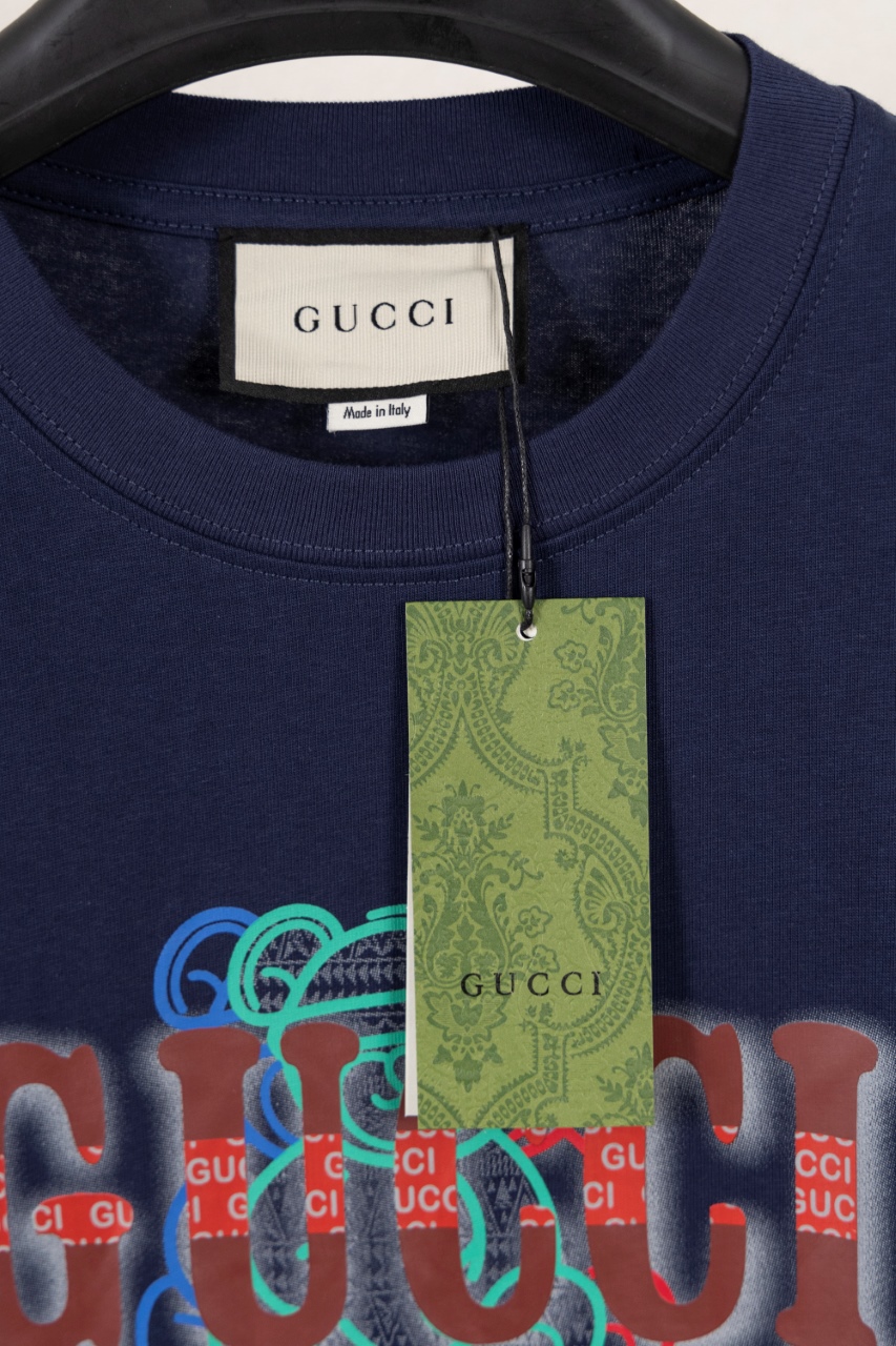 GucciA貨男款深藍短袖 潮流立體字LOGO 刺繡風格設計| 13 GucciA貨男款深藍短袖 潮流立體字LOGO 刺繡風格設計