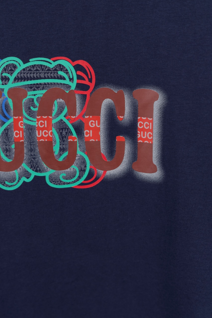 GucciA貨男款深藍短袖 潮流立體字LOGO 刺繡風格設計| 8 GucciA貨男款深藍短袖 潮流立體字LOGO 刺繡風格設計