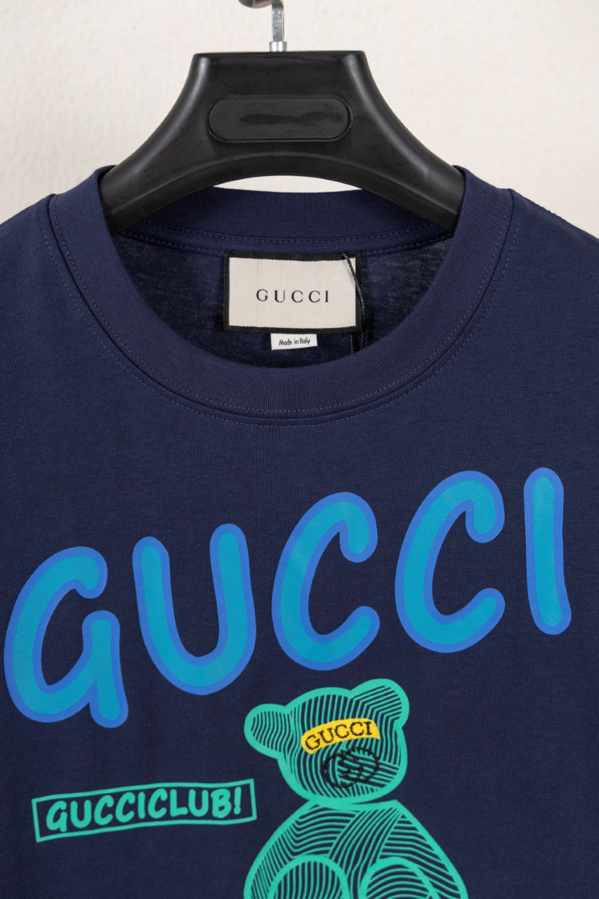 Gucci 高仿男款短袖T恤 潮流玩偶印花設計感滿滿| 13 Gucci 高仿男款短袖T恤 潮流玩偶印花設計感滿滿
