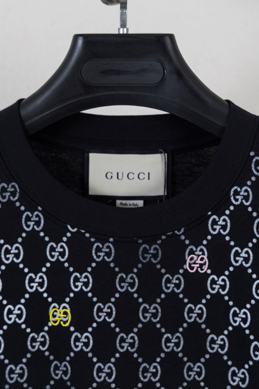 Gucci 一比一男士短T 經典GG滿版印花黑T 潮流首選| 11 Gucci 一比一男士短T 經典GG滿版印花黑T 潮流首選