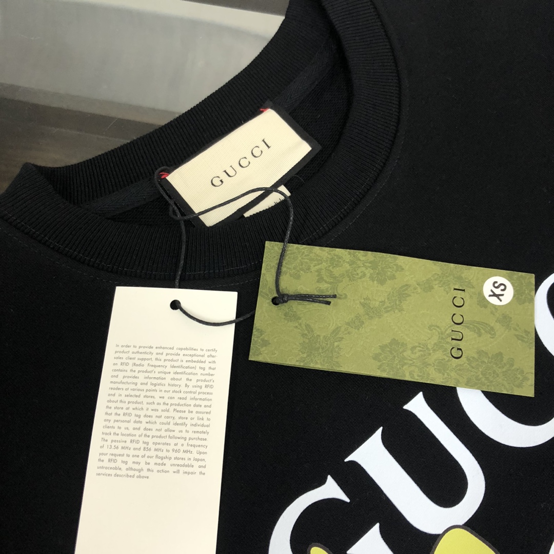Gucci高仿男士卡通LOGO印花長袖T 俏皮角色設計日系感滿滿| 11 Gucci高仿男士卡通LOGO印花長袖T 俏皮角色設計日系感滿滿